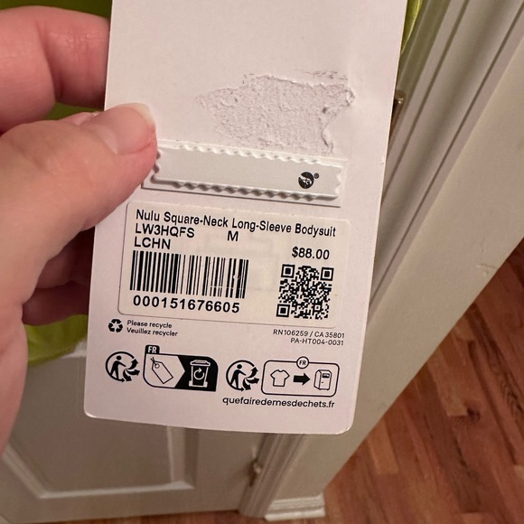 Lululemon Nulu bodysuit square neck long sleeve size med - Picture 3 of 4